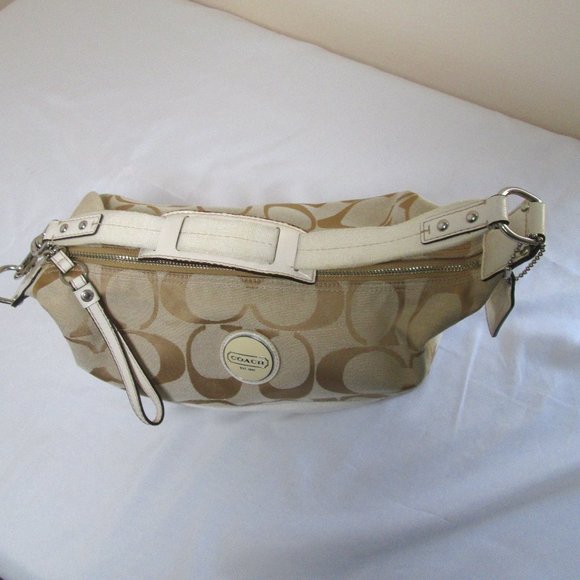 Coach Beige and Cream Colored Shoulder Hobo Purse # E1182-F17434 Pre-own… - Picture 6 of 15